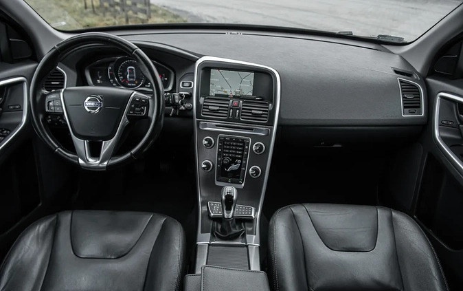 Volvo XC 60 cena 72500 przebieg: 204000, rok produkcji 2015 z Nieszawa małe 326